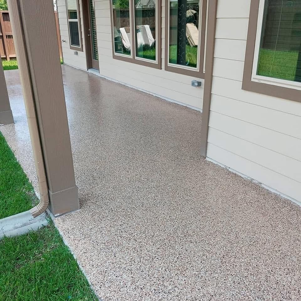 Speckled flake coating on a covered back patio